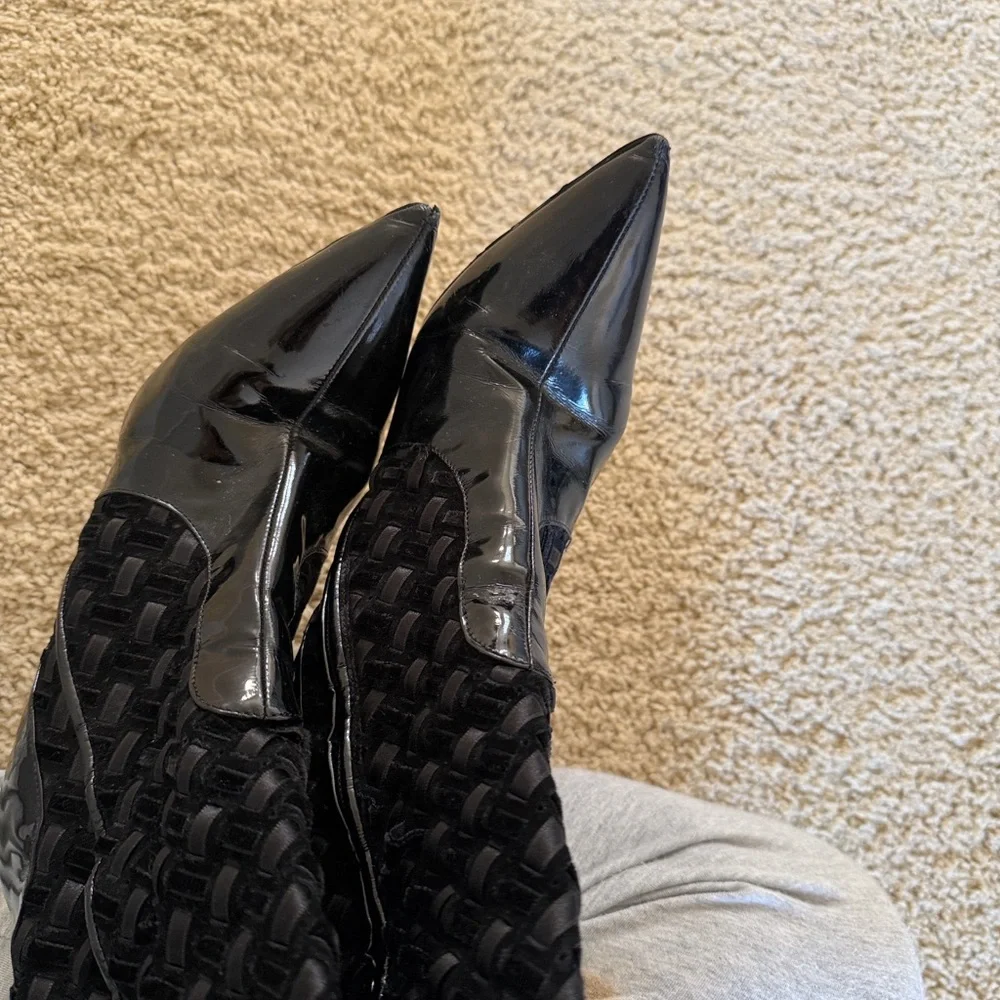 Vintage Versace Black Textured & Patent Heeled Boots Size 39 - Picture 3 of 7
